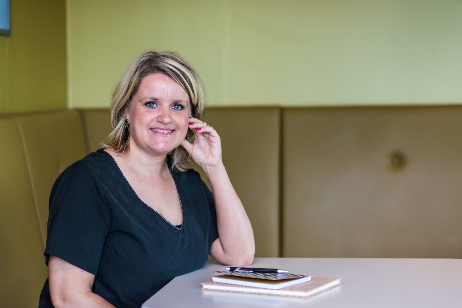 Kopie-van-Marleen-Sahetapy-Fotografie-DYD-ANNELIES-6 Personal Branding Expert